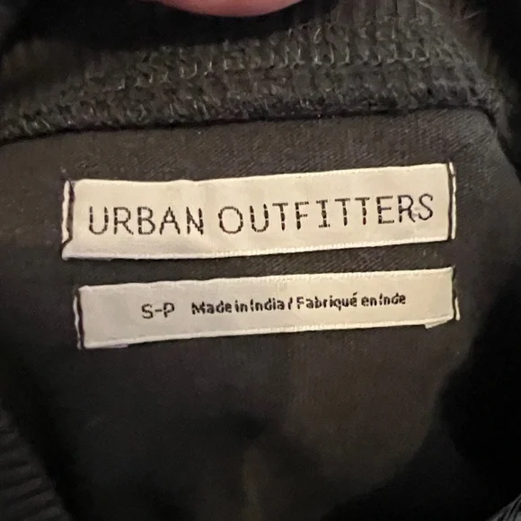 Urban Outfitters Dark Long Sleeve Top - Picture 2 of 9